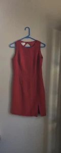 Vestido Vaina Rojo Maggy London ~ Talla 4 ~ Sin Mangas ~ Cremallera Lateral ~ Cierre Trasero Ojo de Cerradura - Imagen 1 de 23
