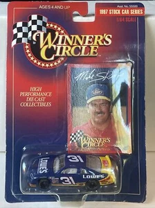 Kenner Winners Circle Mike Skinner 31 Lowes Chevy Monte Carlo 1997 NASCAR 1:64 - Picture 1 of 3