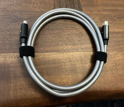 Esfera de plata Wireworld/2 metros HDMI/8k/48 g Foto 1 de 3