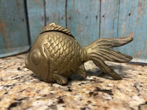 Vintage Brass Koi Golden Fish Goldfish Figurine Paperweight Fantail With Patina - Picture 1 of 5