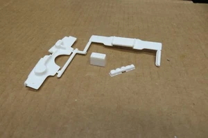 ORIGINAL 1/25 AMT 1965 CHRYSLER IMPERIAL HT UNDERHOOD PARTS - Picture 1 of 3