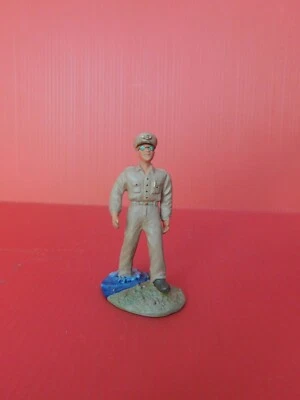 BRITAINS  TOYS SOLDIERS  / 2EME GUERRE MONDIALE : RARE  DOUGLAS  MACARTHUR - Photo 1/4