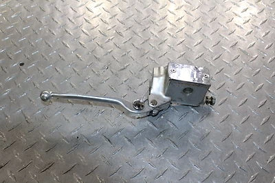 Kawasaki Vulcan 900 VN900B 2007 clásico freno delantero cilindro maestro con palanca Foto 1 de 4