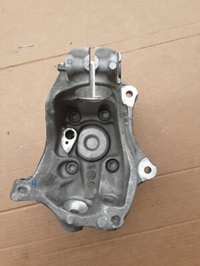 18-21 BMW 3 Series RWD G20 G21 Front right rh side spindle knuckle wheel hub OEM - Picture 1 of 10