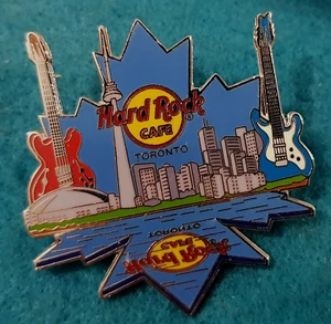 TORONTO CITY TEE-SHIRT LOGO SERIES BLUE MAPLE LEAF SKYLINE Hard Rock Cafe PIN LE - Picture 1 of 1