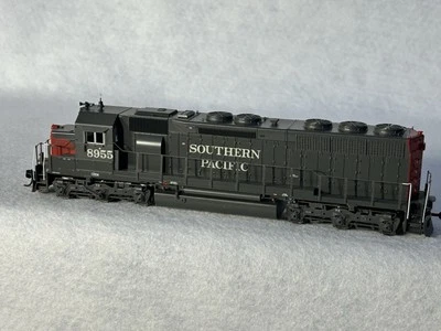 Nice BLI Southern Pacific RRBloody Nose  SD-45 HO DCC/Sound Paragon 4 - Image 1 of 4