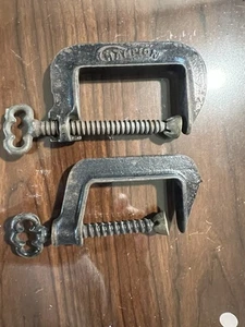 Vintage Champion C Abrazaderas Esqueleto Llave Mango Costura Acolchado Etc Par de (2) - Imagen 1 de 3