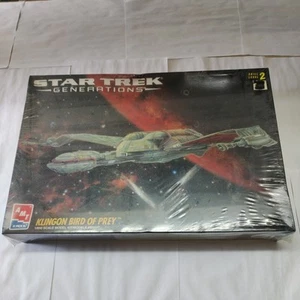 Star Trek: Klingon Bird of Prey Model - AMT/ERTL #8230 - 1/650 - Complete - Picture 1 of 6