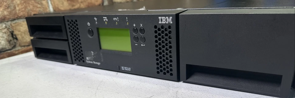 IBM TS3100 3573-L2U Tape Library 24-Slot LTO-4 FH SAS Drive - Image 1 of 4