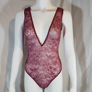Victoria's Secret Deep V Plunge Bodysuit Large Maroon Burgundy Floral Lace Mesh - Picture 1 of 3