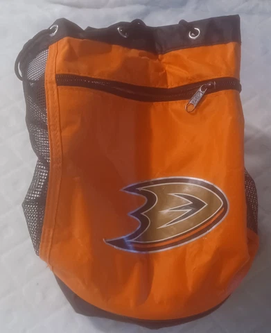 Anaheim Ducks NHL Hockey - Promo Stadium Giveaway Cooler Mesh Travel Bag 2018 Cover
