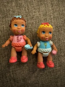 Learning Curve Dollhouse 2 Baby Girl Figure Caring Loving Family - Picture 1 of 4