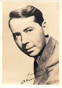 Hollywood Movie Star Alexander Knox AUTOGRAPHED INK  Real PHOTO  Signed 5 x 7 - Picture 1 of 2