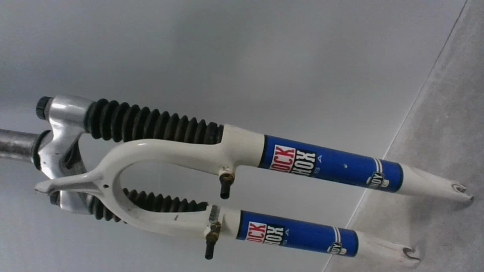 Indy ROCKSHOX  26" - Image 1 of 4