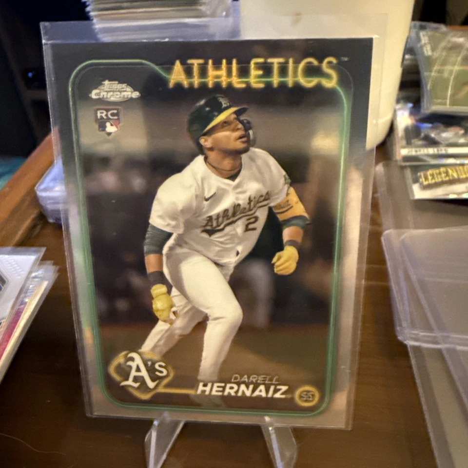 2024 Topps Chrome Update Series - Darell Hernaiz #USC21 Refractor (RC) - Image 1 of 1