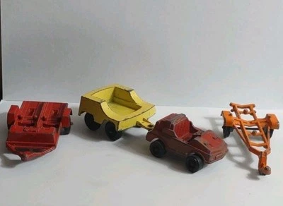 Lot of 4 Vintage Tootsie Toy Diecast Trailers Jeep Boat - Image 1 of 4