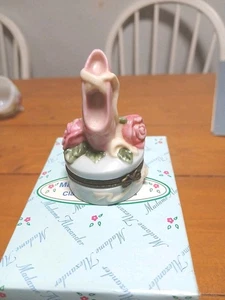 Madame Alexander Porcelain Hinged Box To Live Is To Dance Ballerina Ballet Shoe - Picture 1 of 8