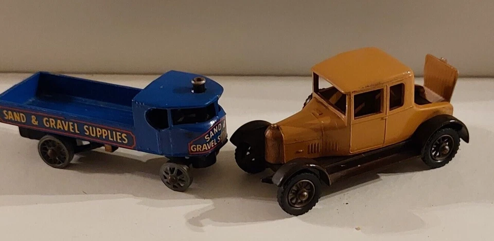 MODELOS MATCHBOX DE ANTAÑO X2,Y8 MORRIS COWLEY & STEAM WAGON Y4 -1 V/G ESTADO. Foto 1 de 4