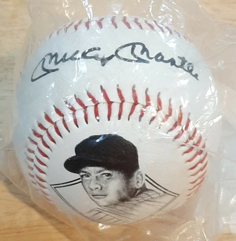 1998 Mickey Mantle Triple Crown 40 Anniversary Photo Baseball Replica Autograph Cover
