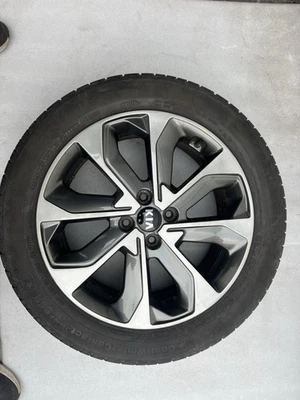 GENUINE KIA STONIC 17 INCH ALLOY WHEEL+TYRE P/N 52910-H8500 2018 MODEL FREE P+P - Image 1 of 4