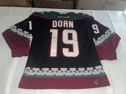 Shane Doan phoenix coyotes Jersey Kachina Koho Adult Medium W Auto Clean Sewn Cover