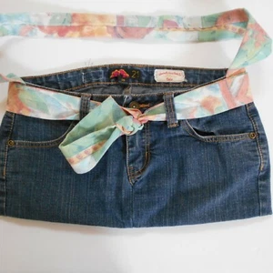 Borsa a tracolla denim lavaggio medio blu upcycle cross body 17 x 8 borsa fatta a mano - Foto 1 di 9