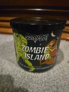 Goose Creek Scooby-Doo Zombie Island 3 Wick 14.5 oz Glass Jar Candle Never Lit - Picture 1 of 4