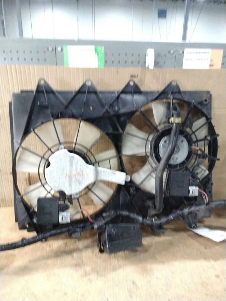 Radiator Fan Motor Fan Assembly AWD Fits 10-15 MAZDA CX-9 582937 - Image 1 of 4