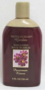 Victoria's Secret Passionate Kisses burbujas de baño indulgentes nuevas 8 oz. - Imagen 1 de 6