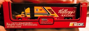 1994 Racing Champions semi Transporter Die-Cast Cab 1:87 #5 Terry Labonte - Picture 1 of 7