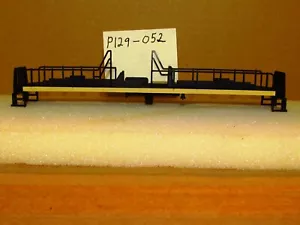 P129-052 BLACK & YELLOW CHASSIS W/ RAILINGS FOR CENTURY 415 DIESEL BY IHC MEHANO - Picture 1 of 5
