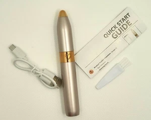 Eva-Tech Eyebrow Pen Trimmer in an elegant Golden-Rose hue - Picture 1 of 7
