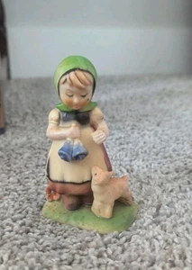 Vintage Weihnachtsfigur Mädchen mit Glocken Hongkong - Bild 1 von 6