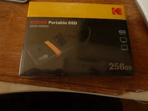 KODAK Ultra Fast SSD X200 Solid State External Hard Drive 256GB - Picture 1 of 2