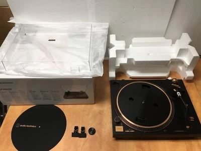 AUDIO TECHNICA AT-LP120XUSB-BZ DIRECT DRIVE USB TURNTABLE IN BLACK/BRONZE -READ - Image 1 of 4