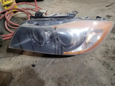 Faro conductor sedán mercado canadiense con xenón HID para BMW 323i 2061828 06-08 Foto 1 de 4