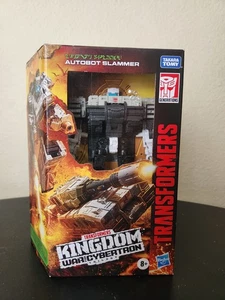 Hasbro Transformers Kingdom War for Cybertron Autobot Slammer Actionfigur - Bild 1 von 6
