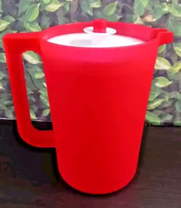 Leuchtend rote Tupperware 1676-3 Druckknopf Dichtung 2 Quart Krug - Bild 1 von 23