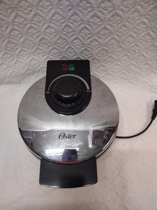 Oster Belgian Waffle Maker, Stainless Steel 10 Inch, Silver