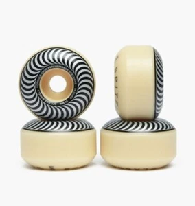 RUEDAS DE PATINETA SPITFIRE FÓRMULA 4 CLÁSICOS 54MM RUEDA plateada 101D - Imagen 1 de 1
