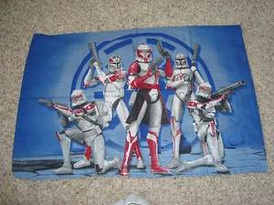 KISSENHÜLLE STAR WARS, beidseitig, ODER ZUM BASTELN, MATERIAL NÄHEN RAUCHFREI - Bild 1 von 2