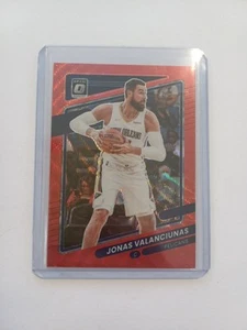 2021-22 Donruss Optic #71 - Jonas Valanciunas - Red Wave - Pelicans - Picture 1 of 2