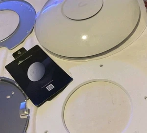 Ubiquiti Networks UniFi 6+ Access Point | US Model | PoE Adapter not Included - Afbeelding 1 van 3
