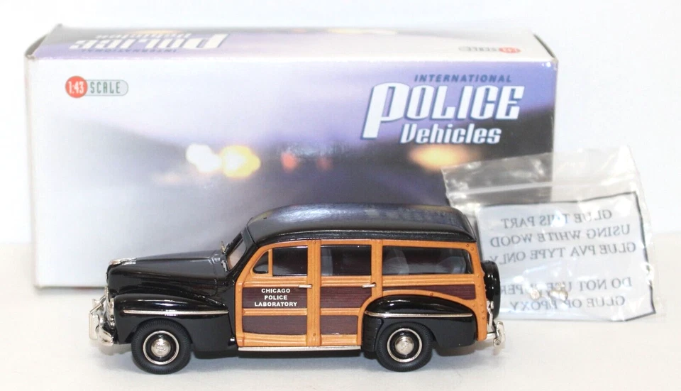 Brooklin IPV 45 1948 Ford V8 Woody Wagon Chicago Police Lab 1:43 Mint/ Box 2017 - Image 1 of 4