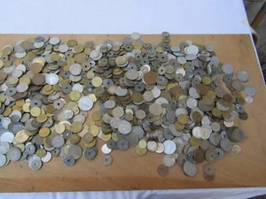 ref 7..lot de 4 kilos de pieces de monnaies vrac a trier France monde - Foto 1 di 8