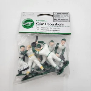 Wilton Baseball Set Cake Toppers Decorations 6 Players 2113-2155 New Sealed - Imagen 1 de 9
