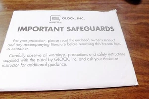 Glock Important Safeguards Bedienungsanleitung Paket ungeöffnet 2000er - Bild 1 von 5