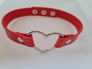 Gargantilla gótica corazón cuero rojo - Imagen 1 de 1