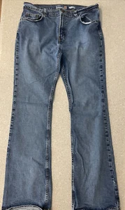 Old Navy Women's Boot Cut Jeans Just Below Waist Size 12 R w/ Stretch - Picture 1 of 4