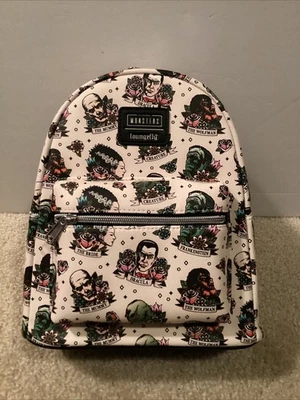 MINI MOCHILA LOUNGEFLY UNIVERSAL MONSTERS TATTOO AOP ~ COM ETIQUETAS~ NOVA EM FOLHA - Imagem 1 de 4